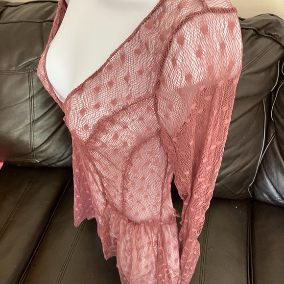 FREE PEOPLE - Long Sleeve Mesh Polka Dot Blouse (Dark Pink) - Picture 2 of 5